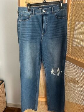 Express Modern Straight Super High Rise Medium Wash Distressed Knee 10R